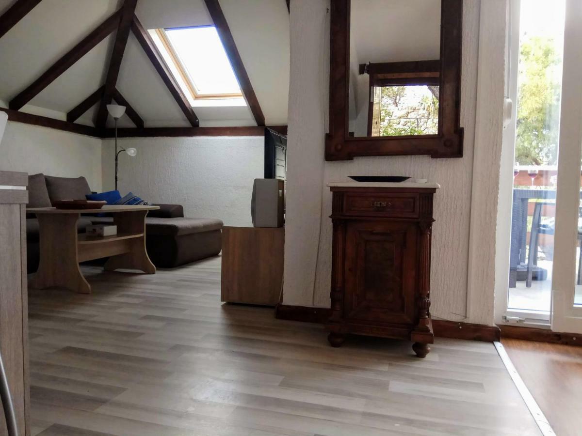 Apartman Slava Тисно Екстериор снимка