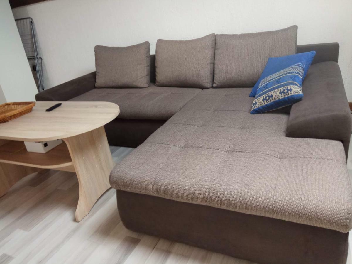 Apartman Slava Тисно Екстериор снимка